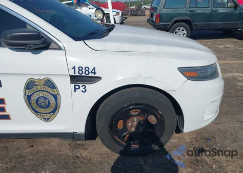 2018 Ford Police Interceptor из США, поврежденный, VIN 1FAHP2MK8JG104868